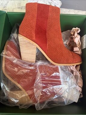 Anthropologie Rust Suede Studded Ankle Booties